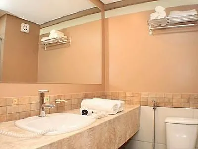 Apartamento Le Jardin - Suítes para Temporada Caldas Novas